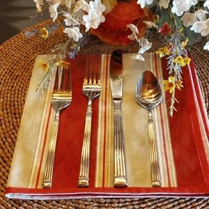 VTG Romanesque Stainless Steel 4x4-Pc Place Settings (16 Pcs) - NM